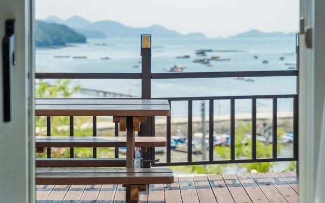 Yeosu Arum Oceanview Whole House Pension