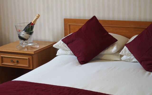 Mayfair Hotel