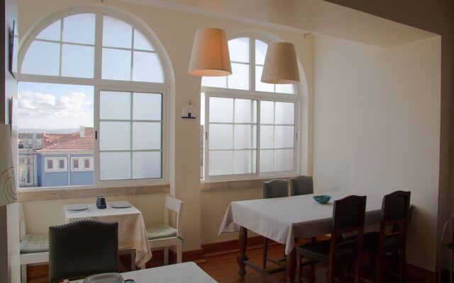 ALFAMA 3B - Balby's Bed&Breakfast