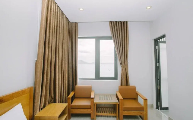 Tan Hoang Long Hotel DN - by BayLuxury