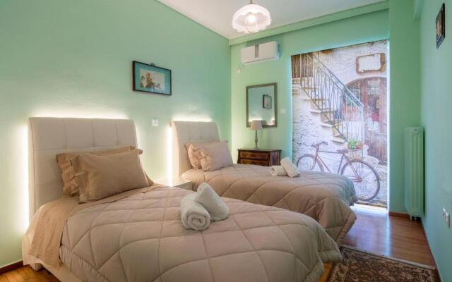 Lovely Apartment in Athens