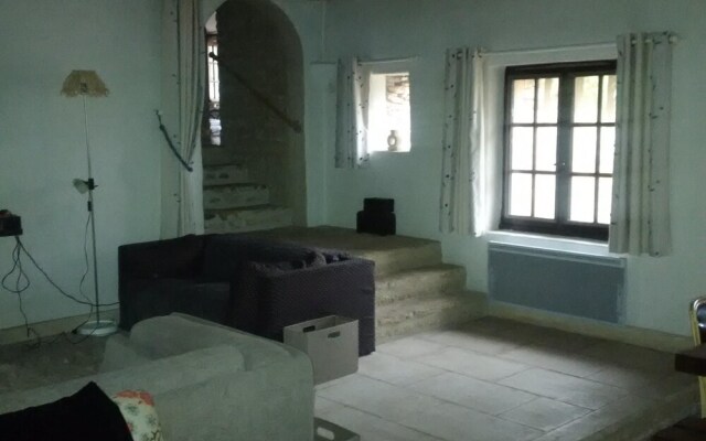 Studio in Bonnieux, With Enclosed Garden