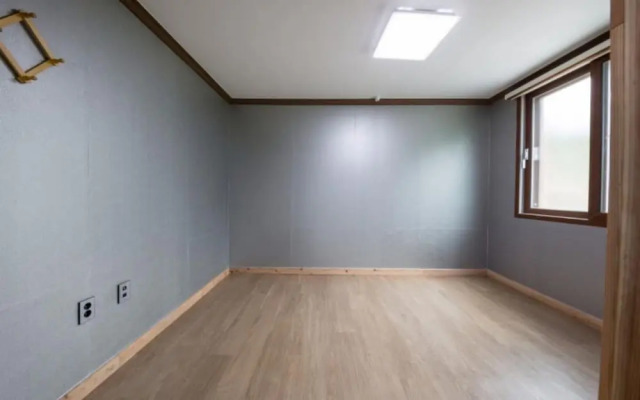 Gwangyang Seomjingang Geumteo Pension