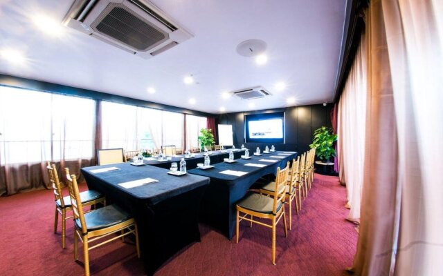 Travelodge Harbourfront Singapore