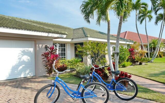 Delightful Home With Pool and Direct Boating Access