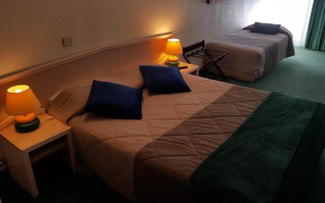 Hôtel de Genève , Faverges-Seythenex 74210, Haute Savoie