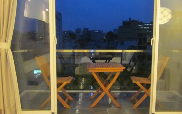 Yellow House Saigon Hotel