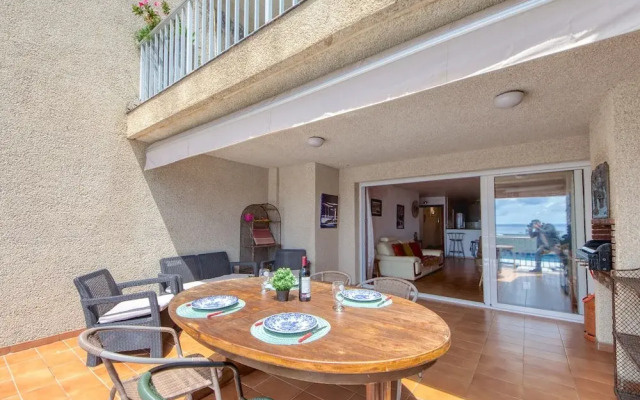 3-bedroom Apartment in Roses