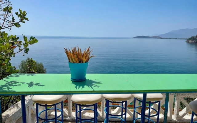 Muses Seaside Villas