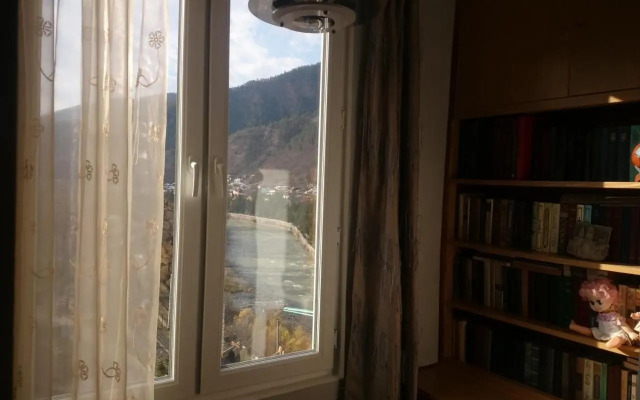 Apartment On Erekle 25a