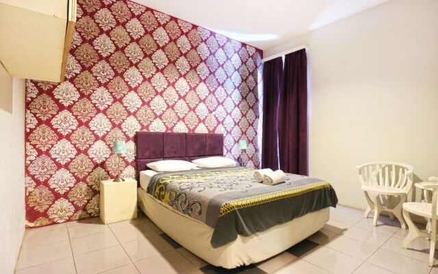 Rose Chamber Bed & Breakfast