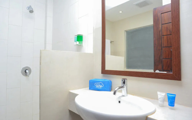 艾里龙目岛玛塔朗阿朱纳 14 号酒店(Airy Mataram Arjuna 14 Lombok)