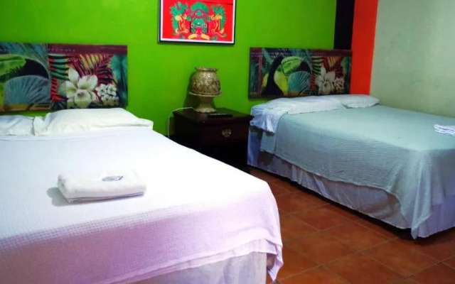 Hotel & Hostal Berakah Copan