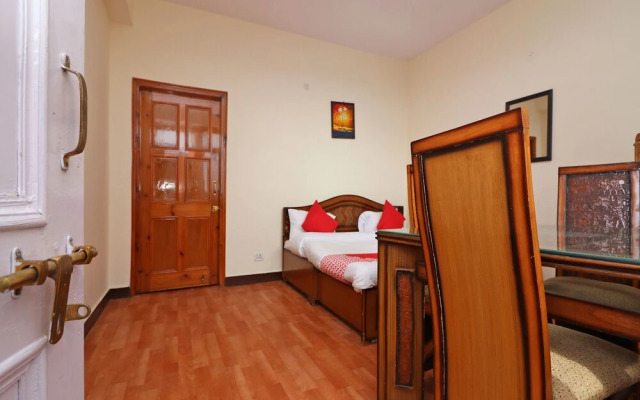 OYO 13317 Home Hill View 2BHK Mashobra