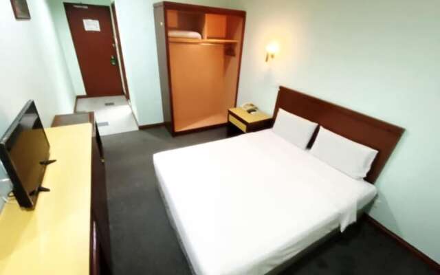 OYO 90847 Hotel Asia City