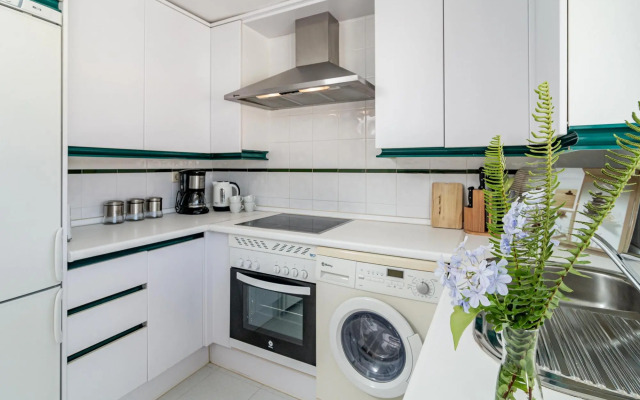 DN11-2 bedroom apartment close to Puerto Banus