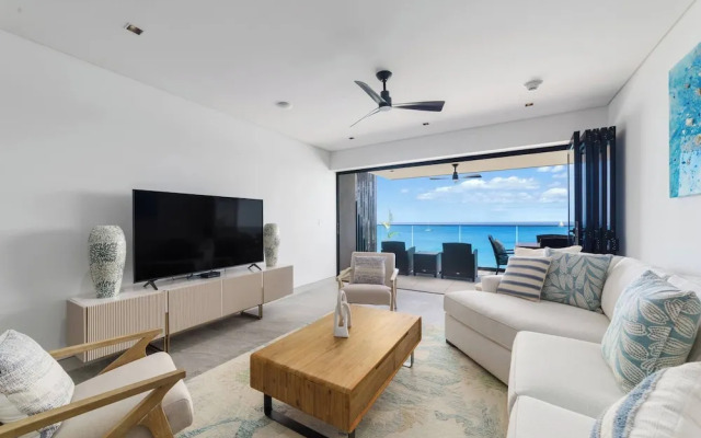 Zenbreak Allure #502, Beachfront Penthouse