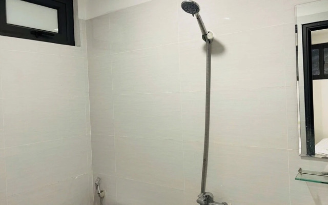 Era Apartment Khuc Thua Du