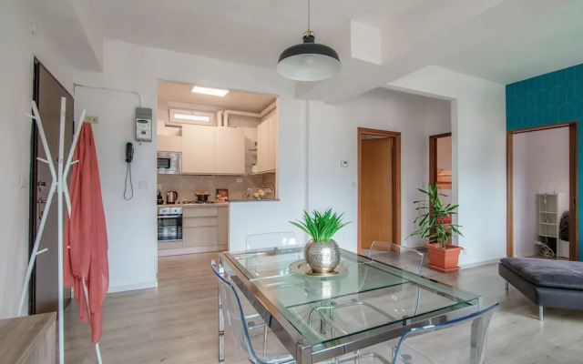 JOIVY Family Flat W/Balcony