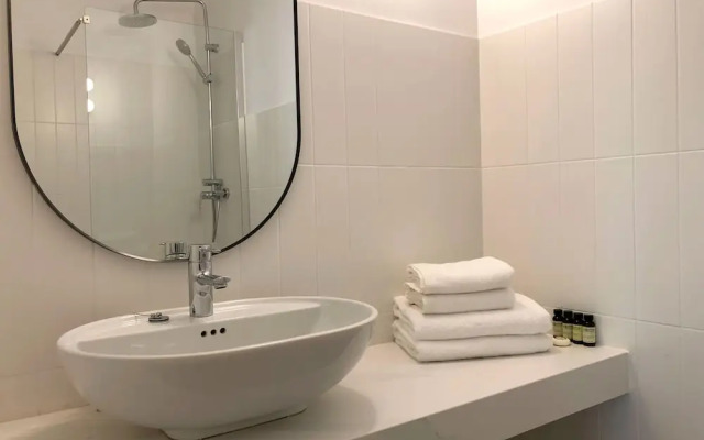 The Mohouse Boutique Room