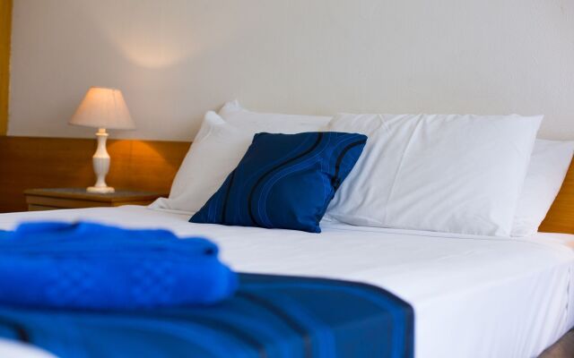 Tropical Gate Motor Inn