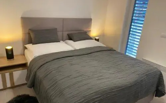 Motel M