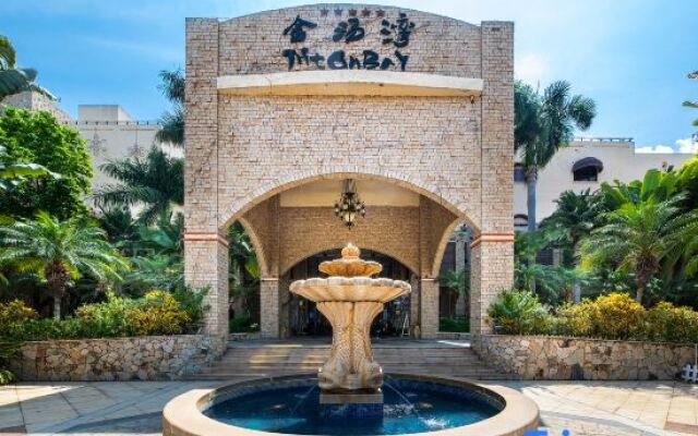 Triton Bay Saltwater Hot Spring Resort