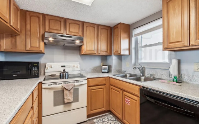 Amelia South 2 Bedroom Condo by RedAwning