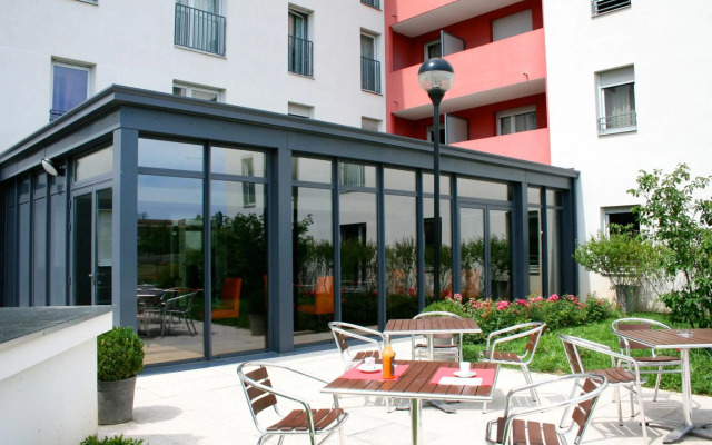 Appart Hotel Odalys City Lyon Bioparc