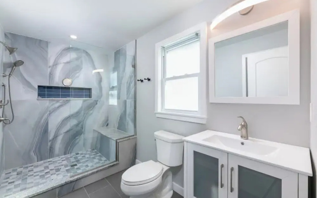 Steps to Beach: Lake-view Laconia Getaway!