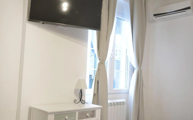 Sara-mala Apartments