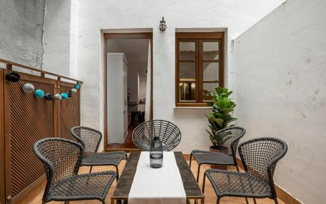 Limehome Granada Calle Sta. Ana