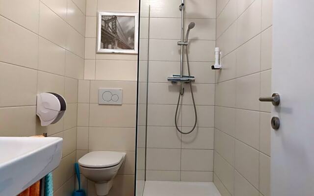 B&B Leonhard 7