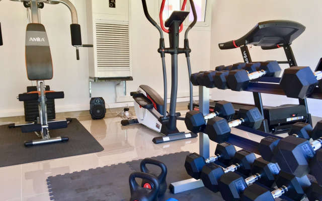 Palapart Gikas Suites And Studios