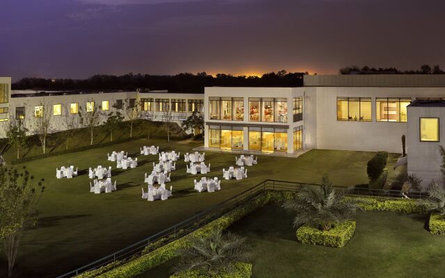 Four Points by Sheraton New Delhi, Airport Highway