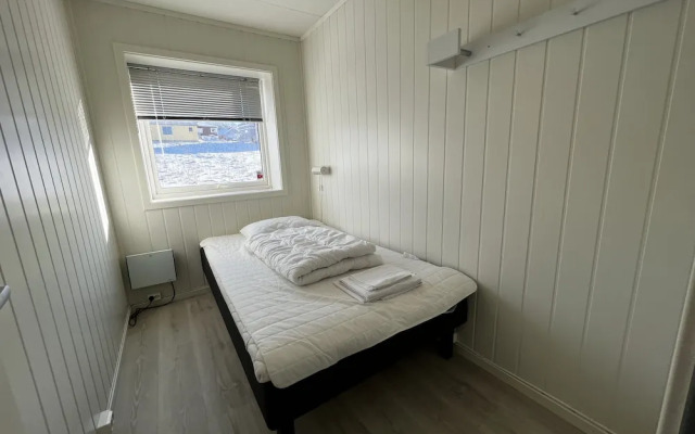 Midnattsol Rom Og Hytter