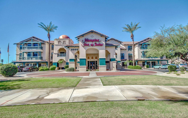 Hampton Inn & Suites Phoenix-Goodyear