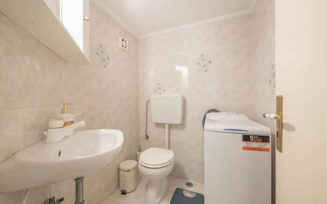 Central 3BR Apartment Next to Panormou Metro!