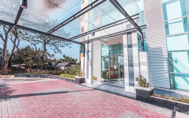 The Habitat by OYO Rooms
