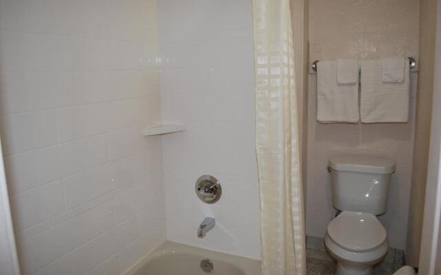Americas Best Value Inn & Suites-DeSoto/South Dallas