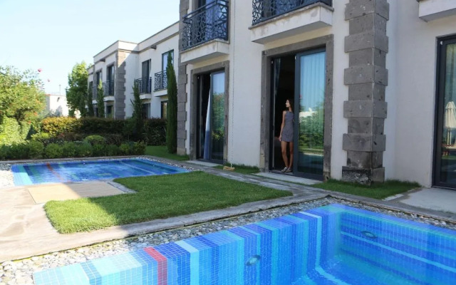 Sandora Boutique Hotel