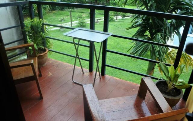 Hi Karon Beach Hotel