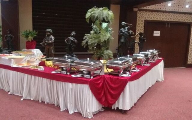 Hotel Aum Regency