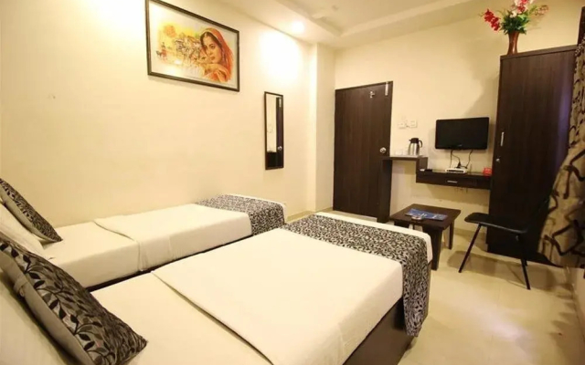 OYO Rooms Phulchhab Chowk II