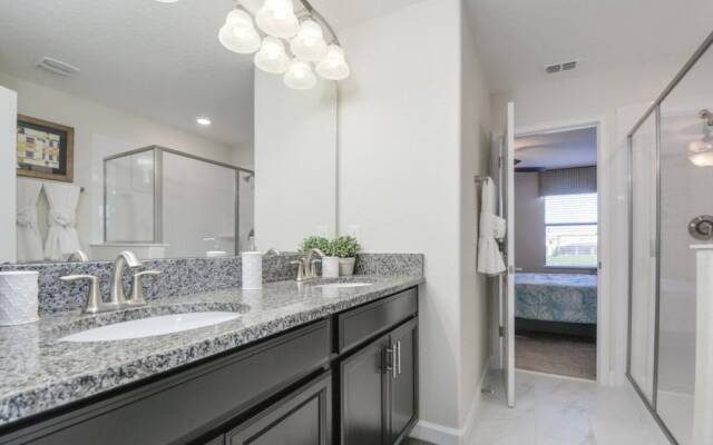 8 Bedrooms House at Champions Gate