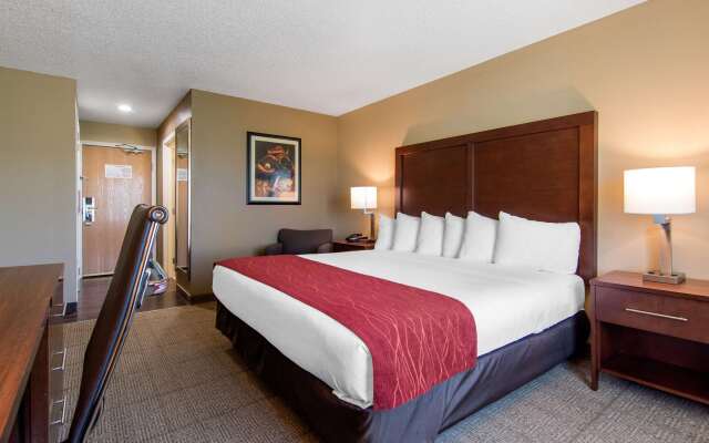 Comfort Inn & Suites Milford / Cooperstown