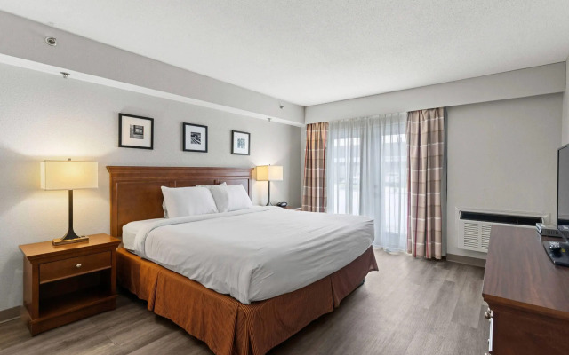 Country Inn & Suites by Radisson, Saskatoon, SK