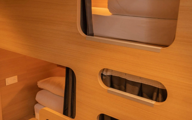 CALM Appart' & Hostel