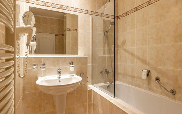 Villa Savoy Spa & Wellness