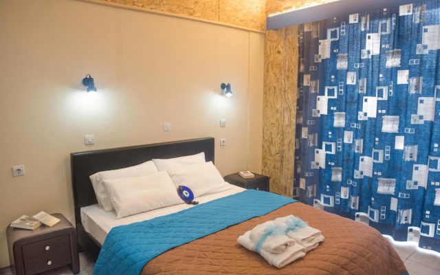 Antonios Hotel